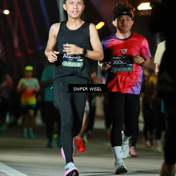 Runner Photo 6198374