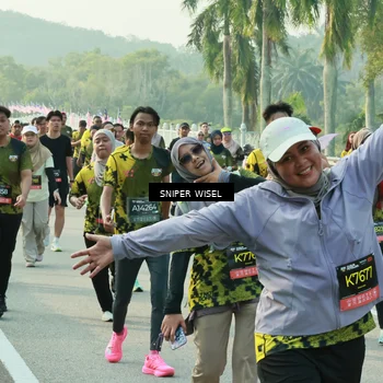 Runner Photo 6198424