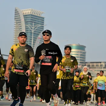 Runner Photo 6198435