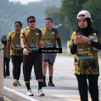 Runner Photo 6198455