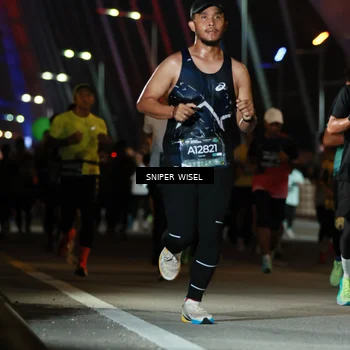 Runner Photo 6198525