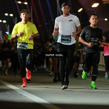 Runner Photo 6198547