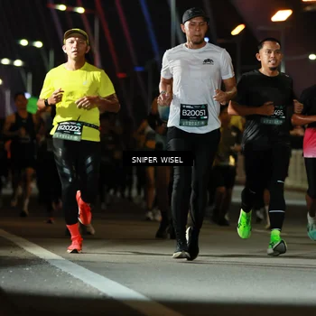 Runner Photo 6198549
