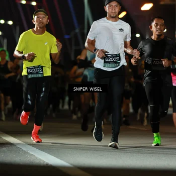Runner Photo 6198590