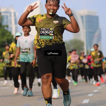 Runner Photo 6198643