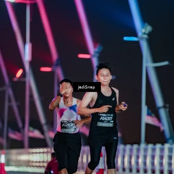 Runner Photo 6198658