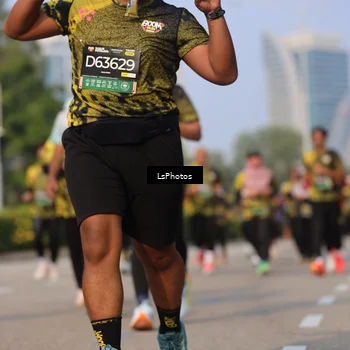 Runner Photo 6198700