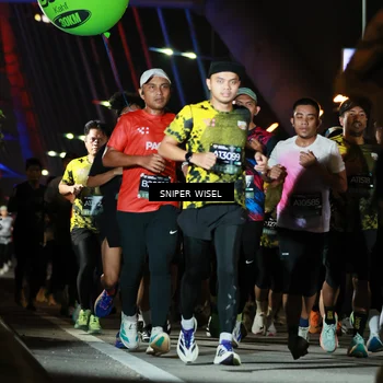 Runner Photo 6198746