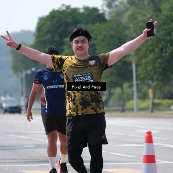 Runner Photo 6198753