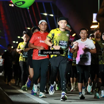 Runner Photo 6198754