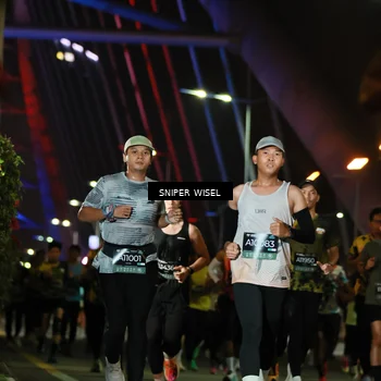 Runner Photo 6198769