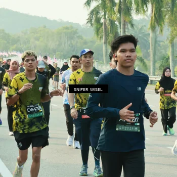 Runner Photo 6198801