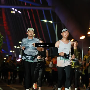 Runner Photo 6198802