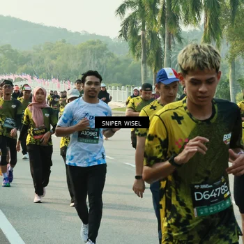 Runner Photo 6198843