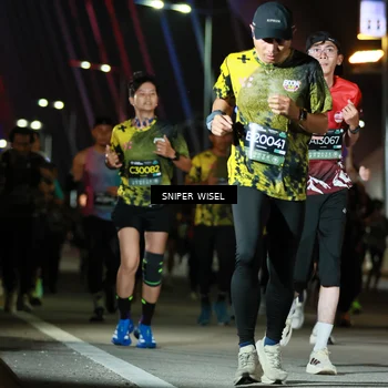 Runner Photo 6198848