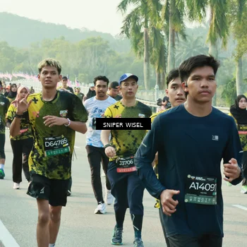 Runner Photo 6198854