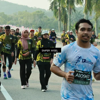 Runner Photo 6198871