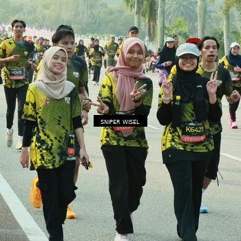 Runner Photo 6198898