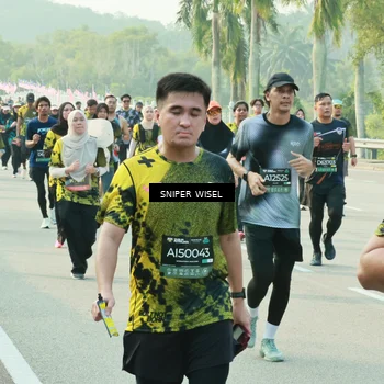 Runner Photo 6198925