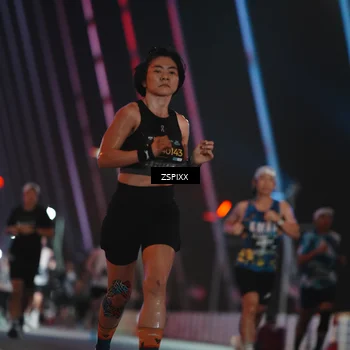 Runner Photo 6198982