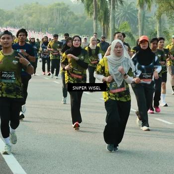 Runner Photo 6198994