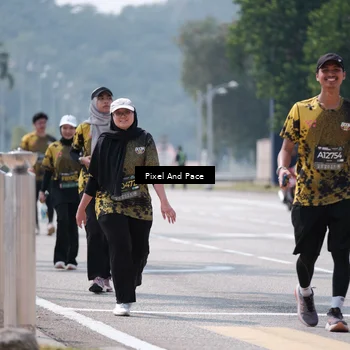 Runner Photo 6199023