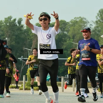 Runner Photo 6199036