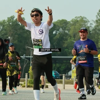 Runner Photo 6199064