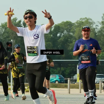 Runner Photo 6199068
