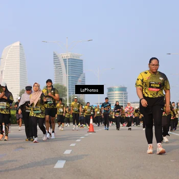 Runner Photo 6199114