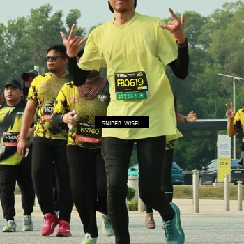 Runner Photo 6199135