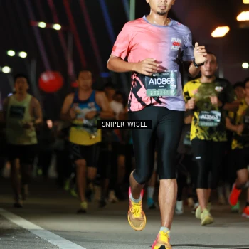 Runner Photo 6199171
