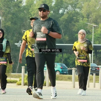 Runner Photo 6199258