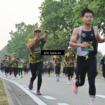 Runner Photo 6199476