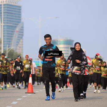 Runner Photo 6199535