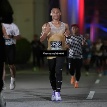 Runner Photo 6199536