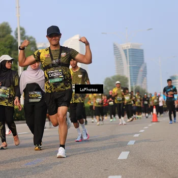 Runner Photo 6199553