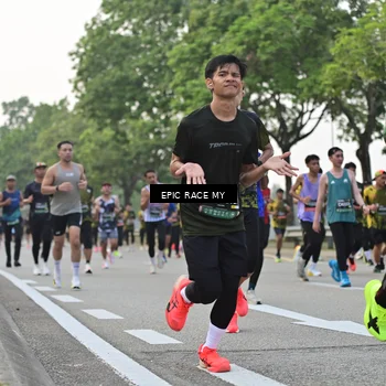 Runner Photo 6199600