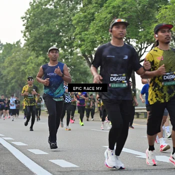 Runner Photo 6199610
