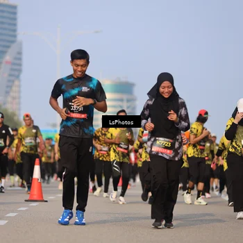 Runner Photo 6199650