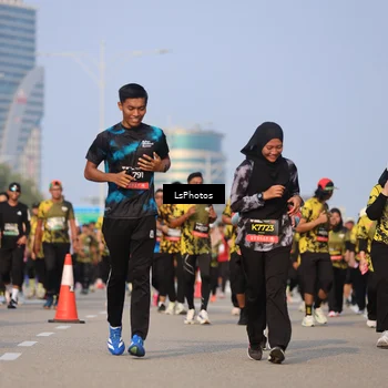 Runner Photo 6199668