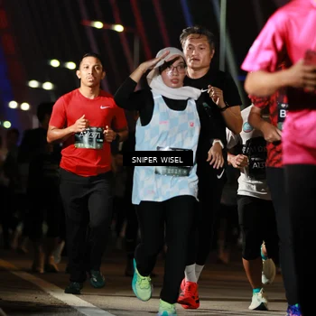 Runner Photo 6199689