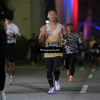 Runner Photo 6199705