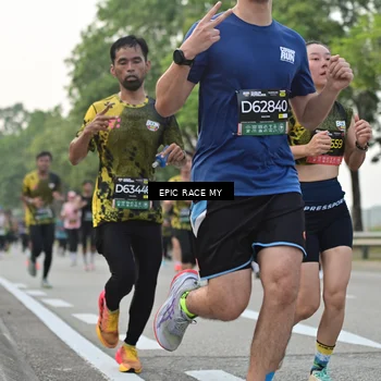 Runner Photo 6199731