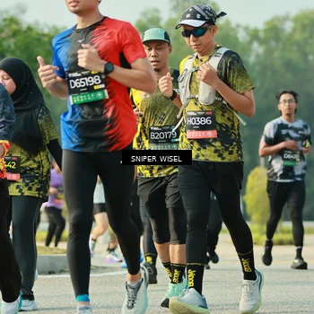 Runner Photo 6199753