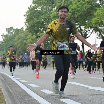 Runner Photo 6199754