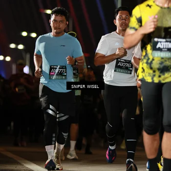 Runner Photo 6199760