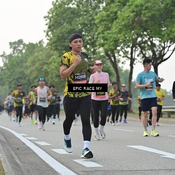 Runner Photo 6199765