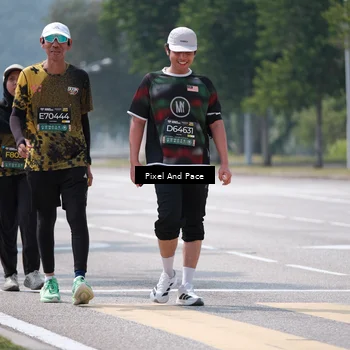 Runner Photo 6199771