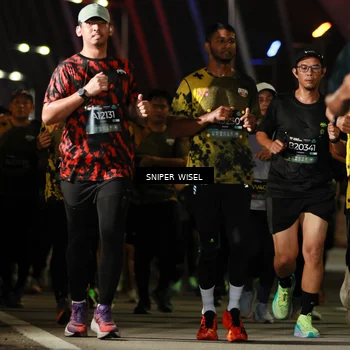 Runner Photo 6199785